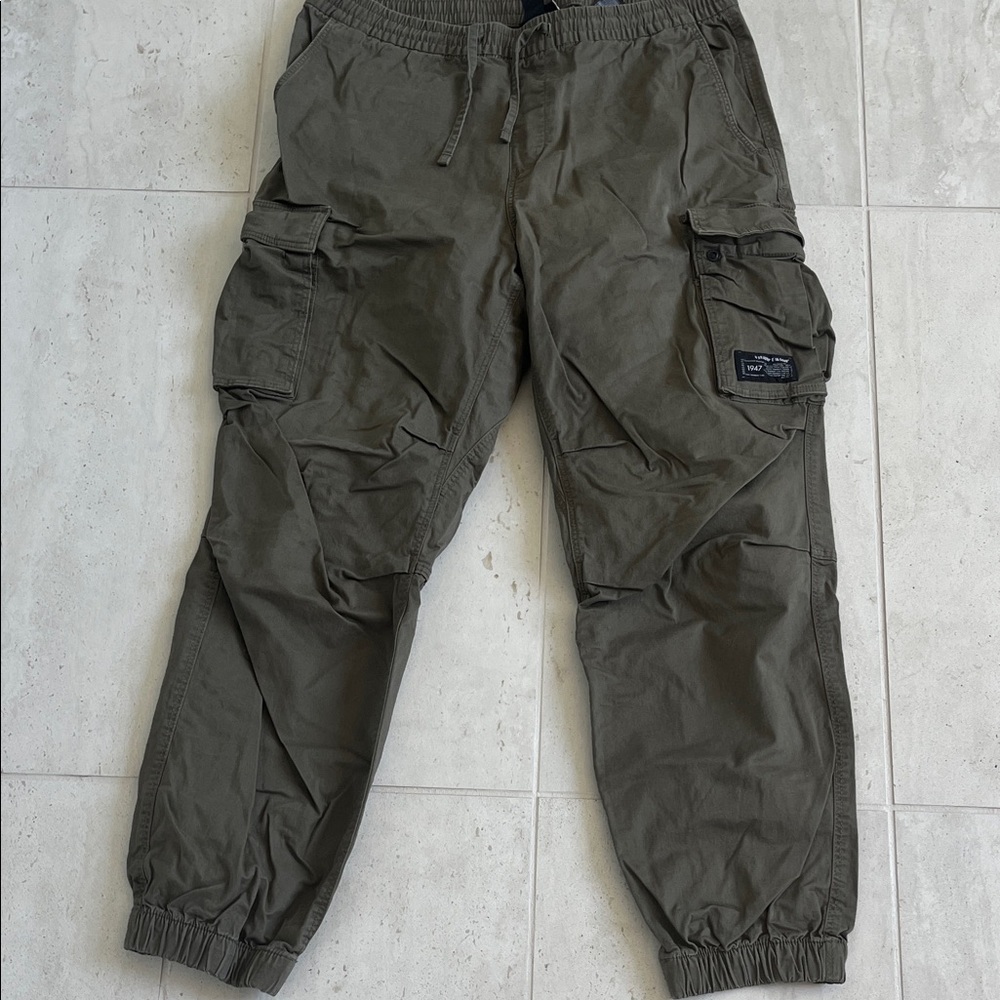 H&M Men's Khaki Cargo Pants